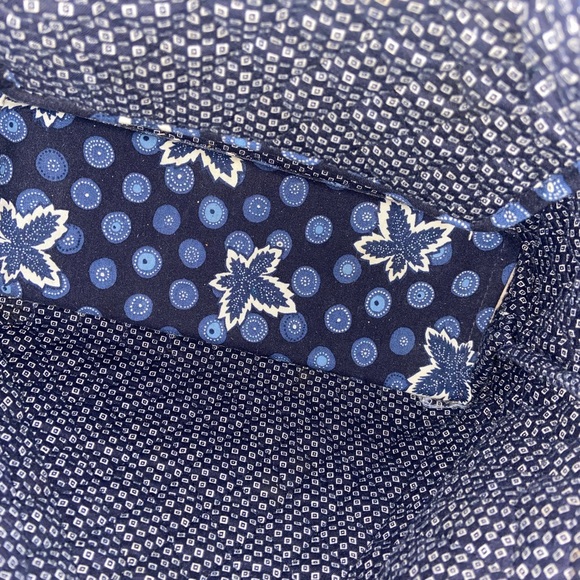 Vera Bradley, blue paisley tote 13X12 - Picture 5 of 6